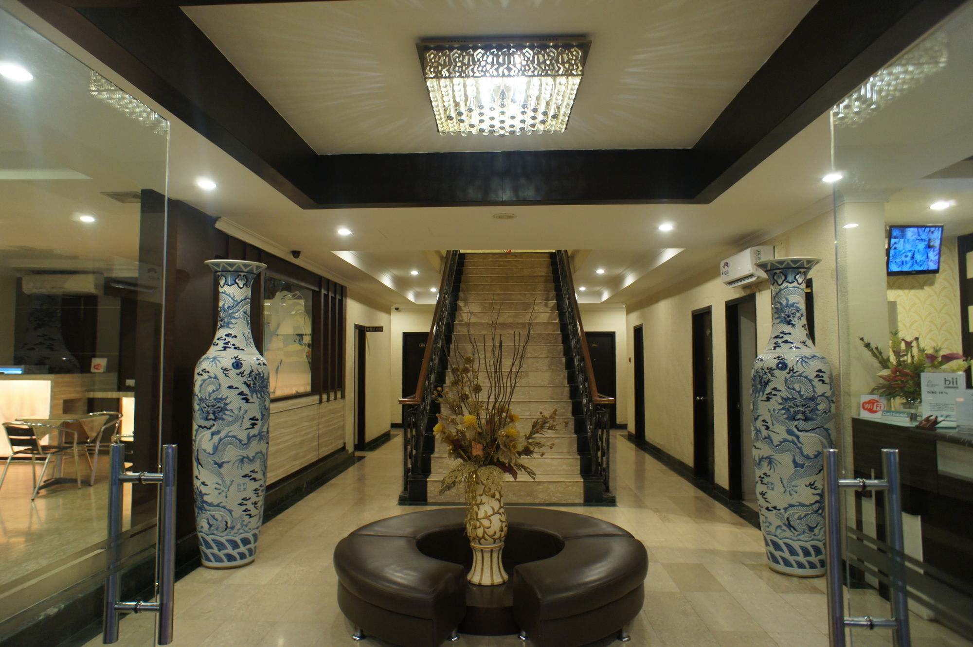 Sky View Hotel Managed By Os Batam Ngoại thất bức ảnh